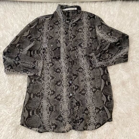 Phippa Lynn Snakeskin Blouse Medium - Picture 2 of 8